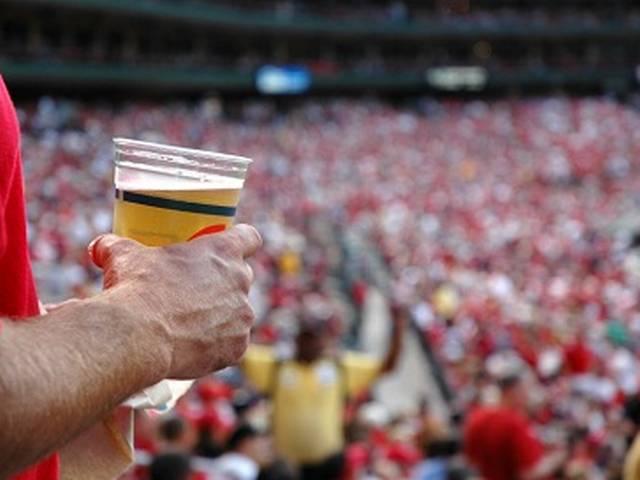 दिमाग तेज करना है तो बीयर का सेवन करें! beer