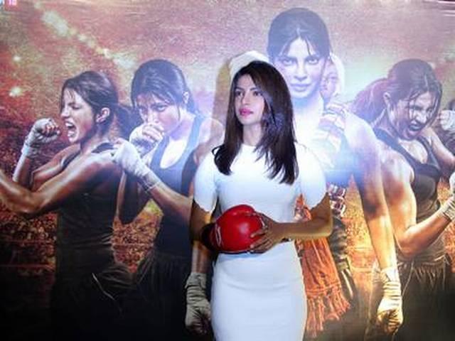 प्रियंका चोपड़ा ने 'मैरी कॉम' को बधाई दी priyanka_congrats_marykom