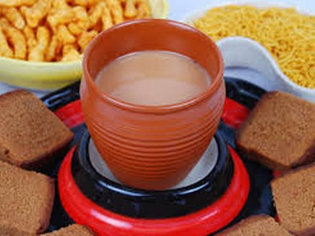 ड्राइविंग के दौरान चाय से भागेगी थकान tea-driving