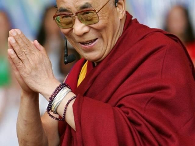 दलाई लामा को वीजा न मिलने से शर्मिदा हूं: टूटू dalai-lama-nobel-prize-tutu