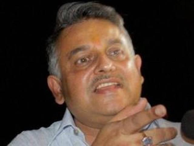 NRHM घोटाला में पूर्व स्वास्थ्य मंत्री के घर छापा NRHM घोटाला में पूर्व स्वास्थ्य मंत्री के घर छापा
