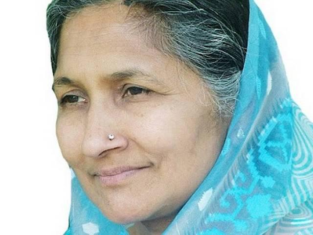सादगी पसंद हैं देश की सबसे अमीर महिला rich-women-india