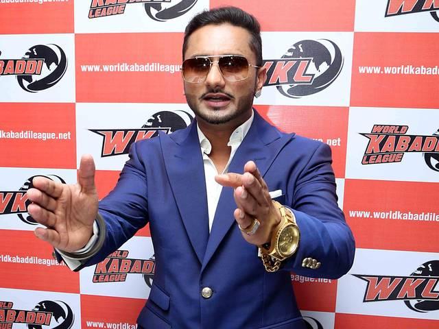 युवाओं को लुभाने के लिए इनेलो लाई यो यो हनी सिंह honey singh in election campaigen