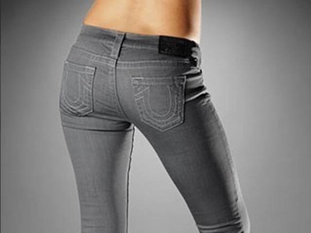 स्कूल में स्किनी जींस पर बैन, ताकि न भटके टीचर्स का ध्यान school-jeans-students-teachers