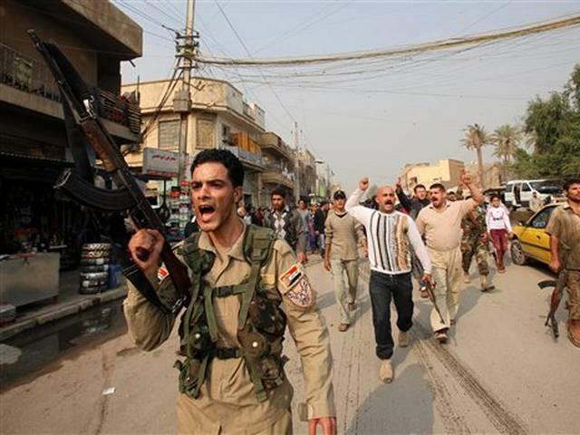 मिस्र में उग्रवादी गुट ने तीन व्यक्तियों का सर कलम किया, एक को गोली मारी extremist groups behead three in iraq, shot one