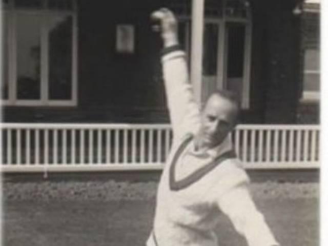 3,776 विकेट थे पूरे करियर में इस महान गेंदबाज़ के नाम Wickets_First Class Cricket_2nd Highest Wicket Taker_England_Spineer