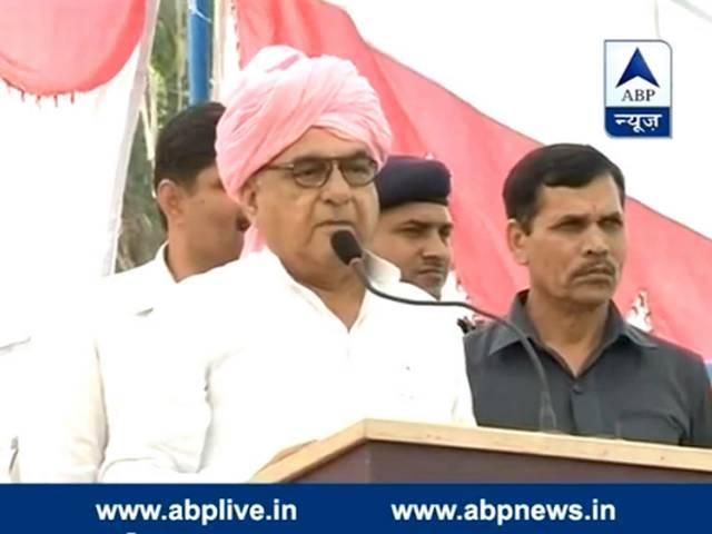 टमाटर की कहानी सुनाकर हुड्डा ने साधा मोदी पर निशाना BJP can never be in favor of poor, farmers and backward classes in terms of policies: BS Hooda