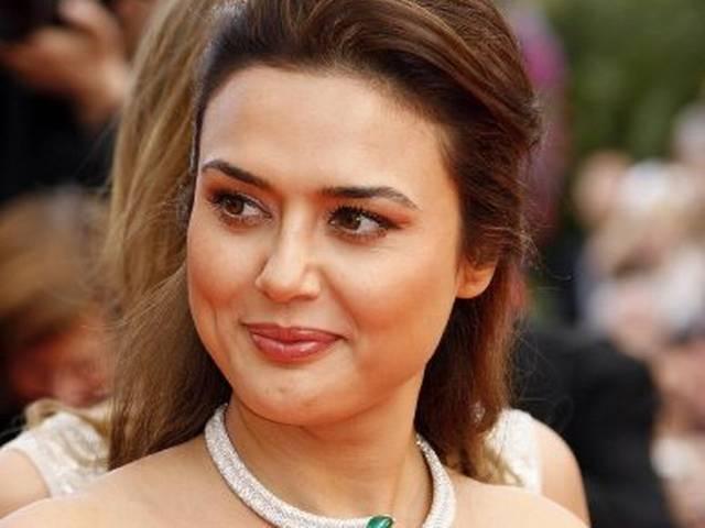जब सिनेमाहॉल से प्रीति ने कराया दर्शक को बाहर preity_zinta_bang_bang