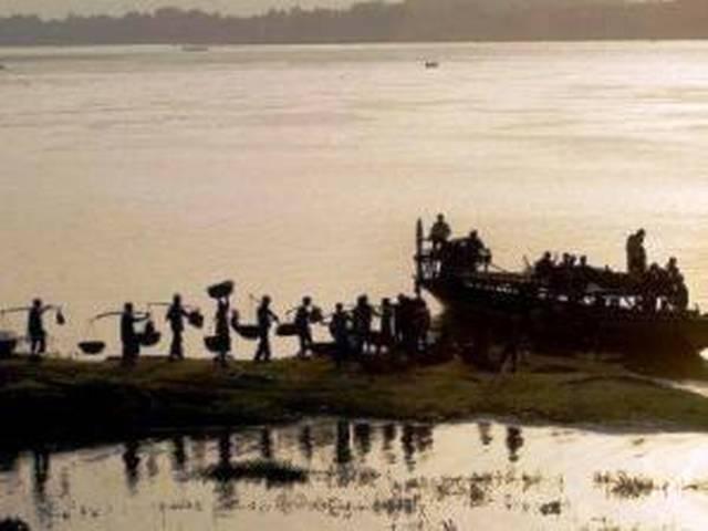 बाढ़ प्रभावित असम का दौरा कर सकती हैं सोनिया बाढ़ प्रभावित असम का दौरा कर सकती हैं सोनिया