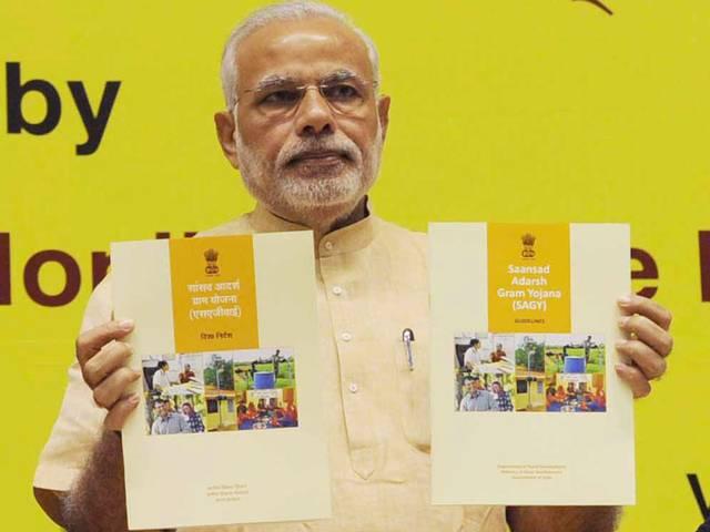 PM मोदी ने लॉन्च किया सांसद आदर्श ग्राम योजना, कहा- पैसे से नहीं, कोशिशों से होगा विकास PM launches Saansad Adarsh Gram Yojna