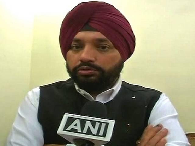 दिल्ली कांग्रेस ने कांस्टेबल की हत्या को लेकर गृह मंत्रालय पर निशाना साधा delhi congress targets home ministry over constable death