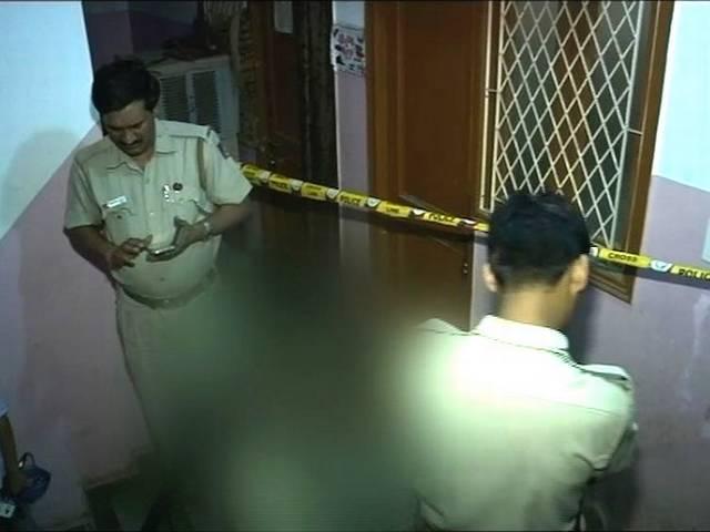 दिल्ली के मुनिरका में 24 साल की लड़की का मर्डर, व्बॉयफ्रेंड पर आरोप 24 year old girl murdered in Delhi