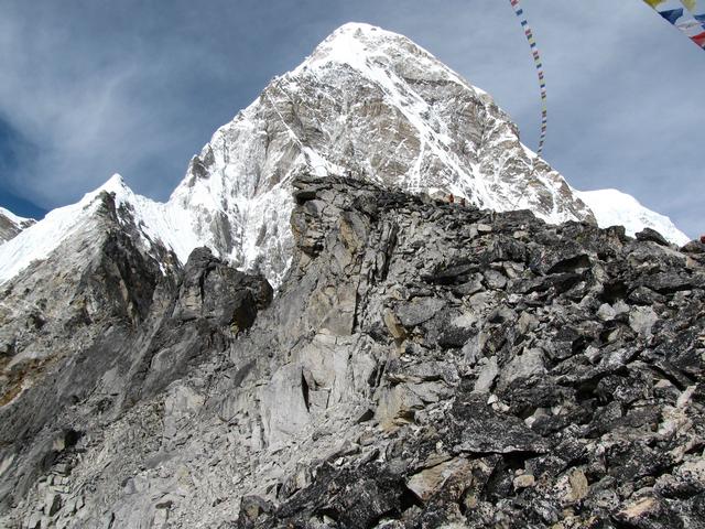 पांच साल के हर्षित ने कालापत्थर चोटी पर पहुंत कर बनाया नया रिकॉर्ड kala patthar peak
