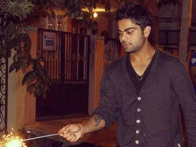 कुछ इस अंदाज़ में सचिन और कोहली ने मनाई दीवाली Snapshots: Sachin and Virat celebrate Diwali