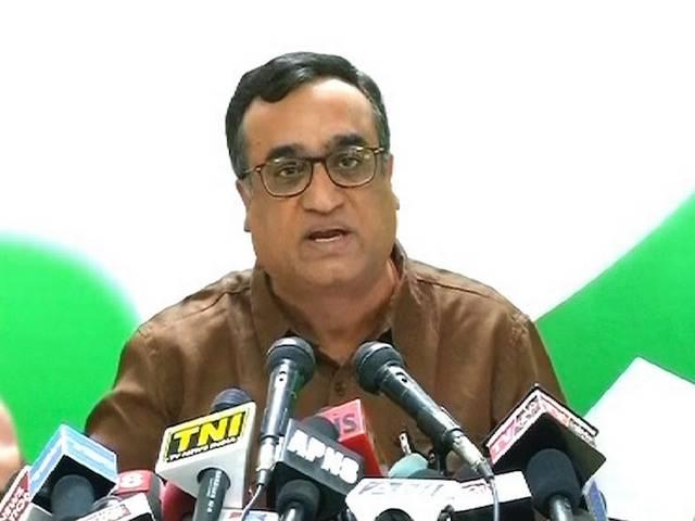 कांग्रेस ने विवादित लेख पर बीजेपी की आलोचना की, मोदी से स्पष्टीकरण मांगा congress_nehru_gandhi_rss