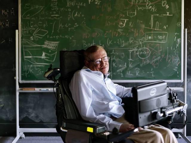 अब आप फेसबुक पर स्टीफन हाकिंग को फॉलो कर सकते हैं facebook_