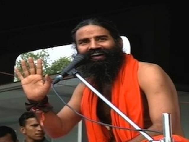 बाबा रामदेव के 'बिजनेस' पर टैक्स लगाने की तैयारी? बाबा रामदेव के ‘बिजनेस’ पर टैक्स लगाने की तैयारी?