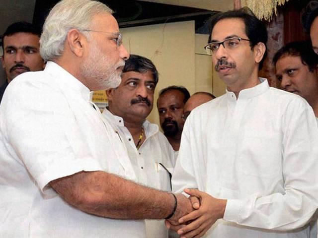 जहां रोजे-इफ्तार होते थे वहां दीवाली मिलन करके मोदी ने बदला सांस्कृतिक माहौल- सामना saamna_praises_modi