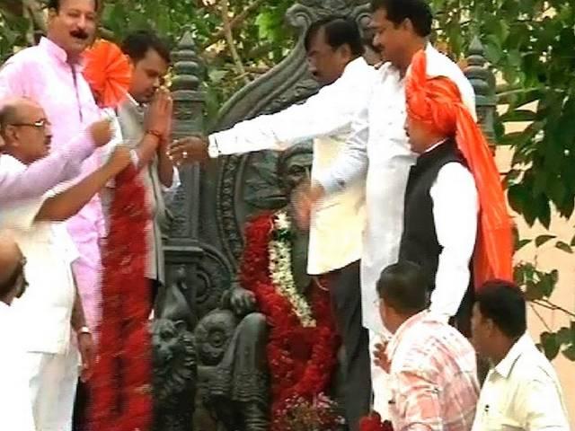 महाराष्ट्र के नए सीएम होंगे देवेंद्र फडणवीस, बीजेपी विधायक दल के नेता चुने गए Devendra Fadnavis will be next CM of Maharashtra