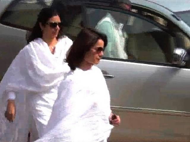 चकमा देने की कोशिशें नाकाम, गवाह ने सोनाली, नीलम और तब्बू को पहचाना Witness identifies Sonali Bendre, Neelam, Tabu in blackbuck case