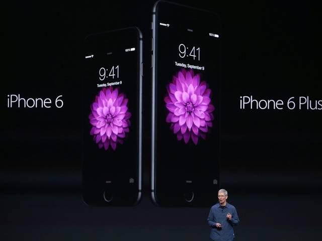 आईफोन लवर्स को झटका, भारत में बंद हुई आईफोन-6 की एडवांस बुकिंग iphone-6-stock-flows-out-of-india-to-meet-china-demand-and-black-friday-sales-in-us