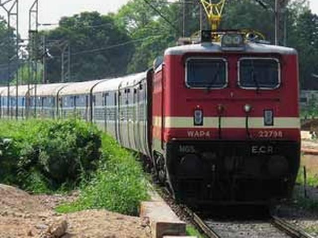 ट्रेन छूटने पर न हों परेशान, दो घंटे बाद तक मिलेगा पूरा रिफंड passengers-will-get-full-refund-within-two-hours-after-the-departure-of-train