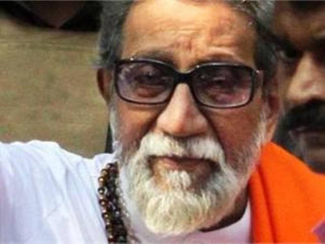 मुलायम ने असली दांत दिखा ही दिए: बाल ठाकरे मुलायम ने असली दांत दिखा ही दिए: बाल ठाकरे