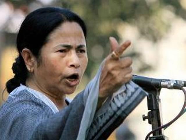 यूपीए के खिलाफ जंतर मंतर में ममता का हल्ला बोल यूपीए के खिलाफ जंतर मंतर में ममता का हल्ला बोल