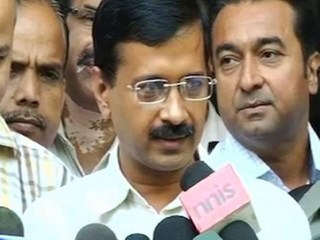अन्ना से कोई झगड़ा नहीं, हर कदम पर साथ हूं: केजरीवाल अन्ना से कोई झगड़ा नहीं, हर कदम पर साथ हूं: केजरीवाल