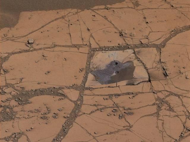 क्यूरोसिटी ने मंगल पर ढूंढा धरती जैसा खनिज NASA’s Curiosity Mars Rover drilling analysis confirms minerals mapped from Mars orbit