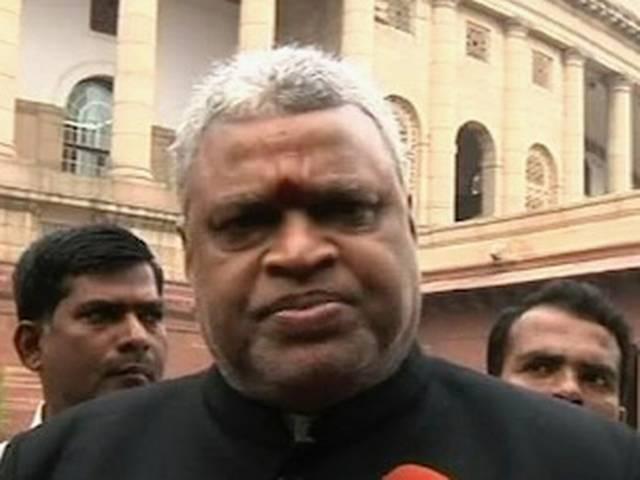तेदेपा नेता येरन नायडू की सड़क दुर्घटना में मौत तेदेपा नेता येरन नायडू की सड़क दुर्घटना में मौत
