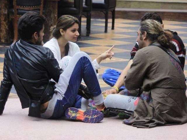 बिग बॉस: नए कैप्टन बने गौतम, घरवालों ने किया काम करने से इंकार, टूट गया P3G ग्रुप P3G calls it quits! Synopsis, Day 54
