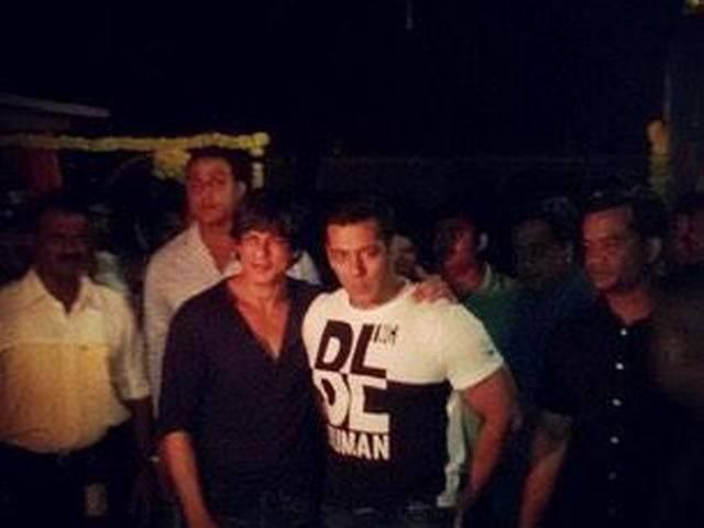 अर्पिता के लिए साथ आए शाहरुख और सलमान salman_shahrukh