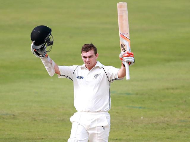 लैथम के रिकॉर्ड शतक से न्यूजीलैंड की अच्छी शुरूआत new Zealand vs Pakistan