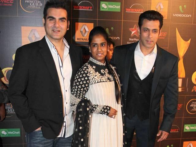 सलमान ने शुभकामनाओं के लिए कहा, शुक्रिया Arpita Khan’s Wedding: Salman Thanks Fans For Their Wishes