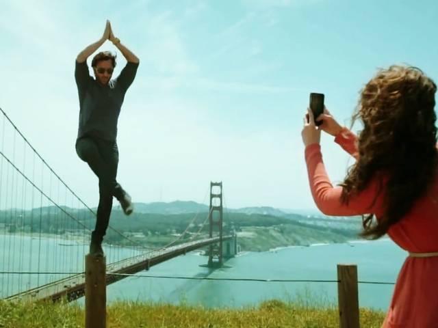 मूवी रिव्यू: ...बस एक और फिल्म है 'हैप्पी एंडिंग' Movie Review: Happy Ending