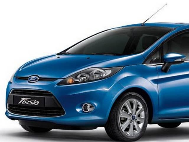 फोर्ड ने भारत में फिएस्टा की 3,972 इकाइयां वापस मंगाईं Ford recalls 3072 units of Fiesta