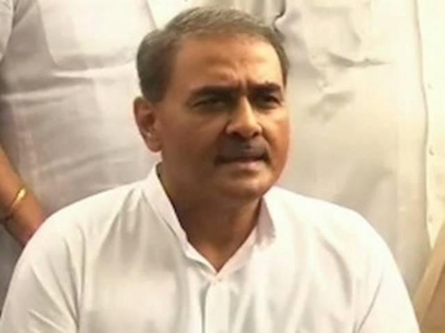 विदेशी किराना से होगी देश की तरक्की: प्रफुल्ल विदेशी किराना से होगी देश की तरक्की: प्रफुल्ल