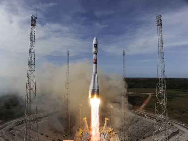 सोयूज अंतरराष्ट्रीय अंतरिक्ष स्टेशन के लिए रवाना Italy’s first female astronaut heads to ISS in Russian craft