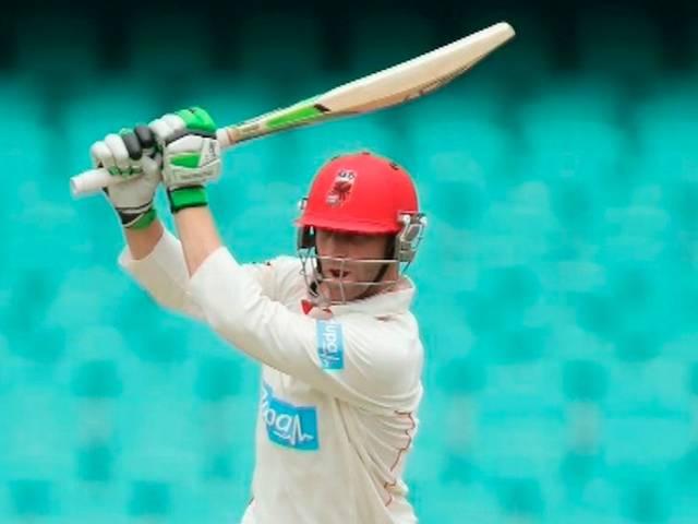 चोटिल ऑस्ट्रेलियाई बल्लेबाज फिलिप ह्यूज की हालत गंभीर Phil Hughes: Australia cricketer critically ill after being hit by ball