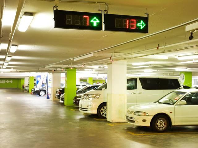 अब कार के बजट से पहले करनी होगी पार्किंग की चिंता! New transport bill seeks proof of parking for registrations