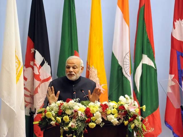 ब्लॉग: नरेंद्र मोदी भी वही गलती क्यों दोहरा रहे हैं? Blog: Why Narendra Modi doing the same mistake?