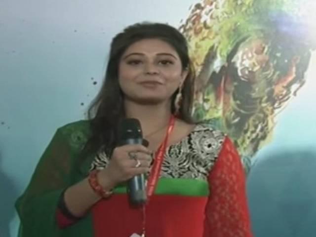 बिना तैयारी के लाइव एंकरिंग करने वाली डीडी एंकर का वीडियो वायरल dd news anchor bloopers