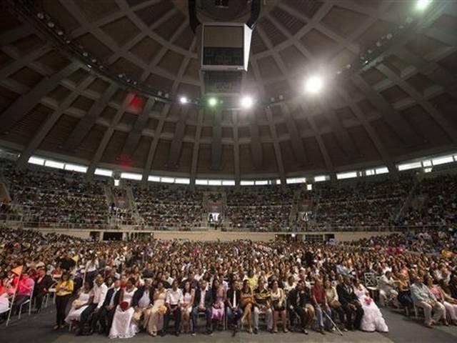 रियो में प्यार की बयार: लगभग 4,000 ने किया ब्याह rio de janeiro, marriage