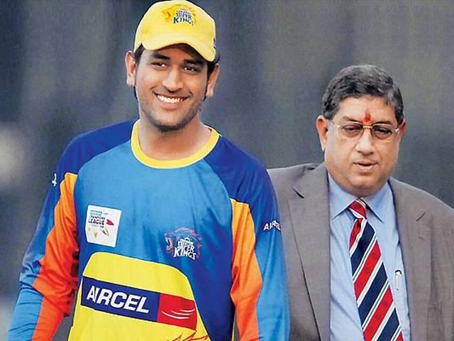 धोनी से इस्तीफा देने के लिए क्यों कहूं: श्रीनिवासन srinivasan on dhoni
