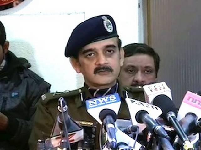 पीड़ित के दोस्त के आरोपों को दिल्ली पुलिस ने नकारा पीड़ित के दोस्त के आरोपों को दिल्ली पुलिस ने नकारा