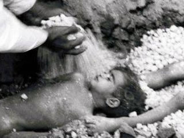 पेटीएम, स्नैपडील करेगी भोपाल गैस पीड़ितों की मदद Paytm_Snapdeal_Bhopal Gas Tragedy_