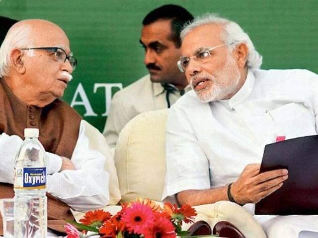 मोदी को आभास था कि बीजेपी को मिलेगा ‘वाइब्रैंट इंडिया’ बनाने का अवसर: आडवाणी Narendra Modi knew BJP would replicate Vibrant Gujarat at national level LK Advani said