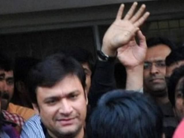 जेल भेजे गए भड़काऊ भाषण देने वाले ओवैसी जेल भेजे गए भड़काऊ भाषण देने वाले ओवैसी