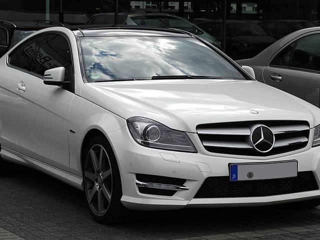 पुरानी कारों के लिये अलग ब्रांड पेश करेगी मर्सिडीज बेंज mercedes